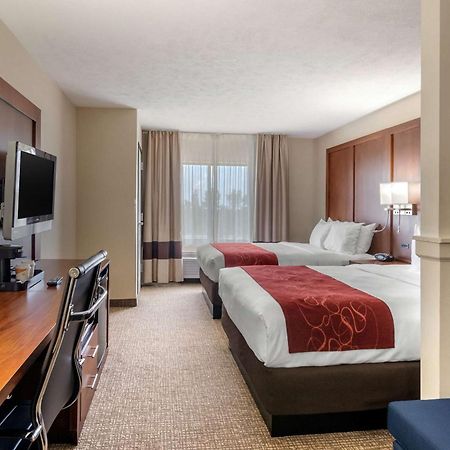 Comfort Suites Speedway - Kansas City Eksteriør billede