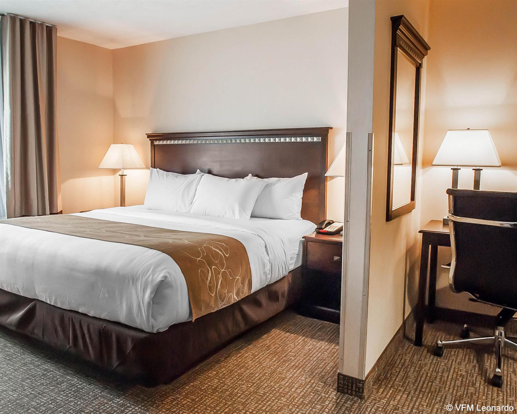 Comfort Suites Speedway - Kansas City Eksteriør billede