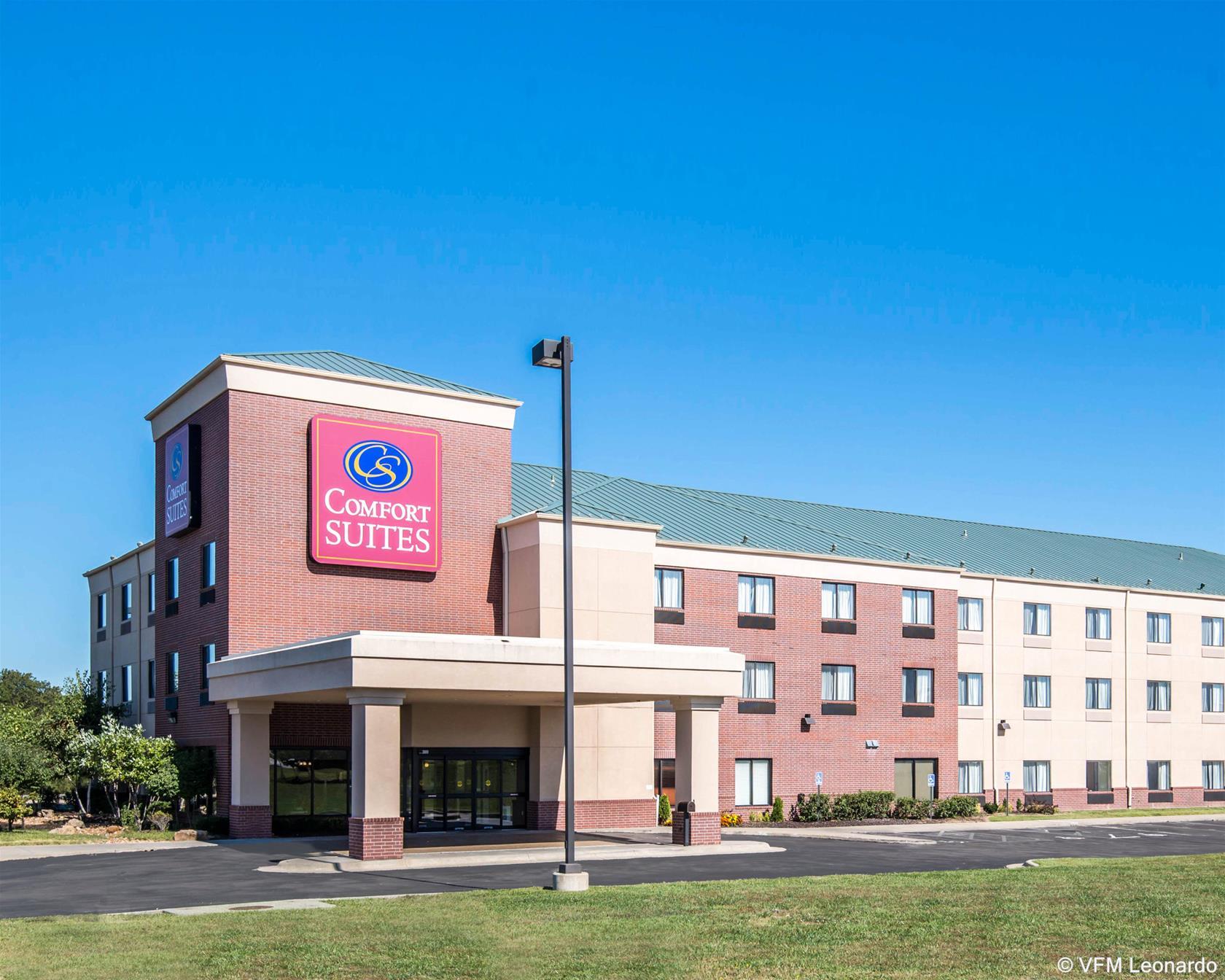 Comfort Suites Speedway - Kansas City Eksteriør billede