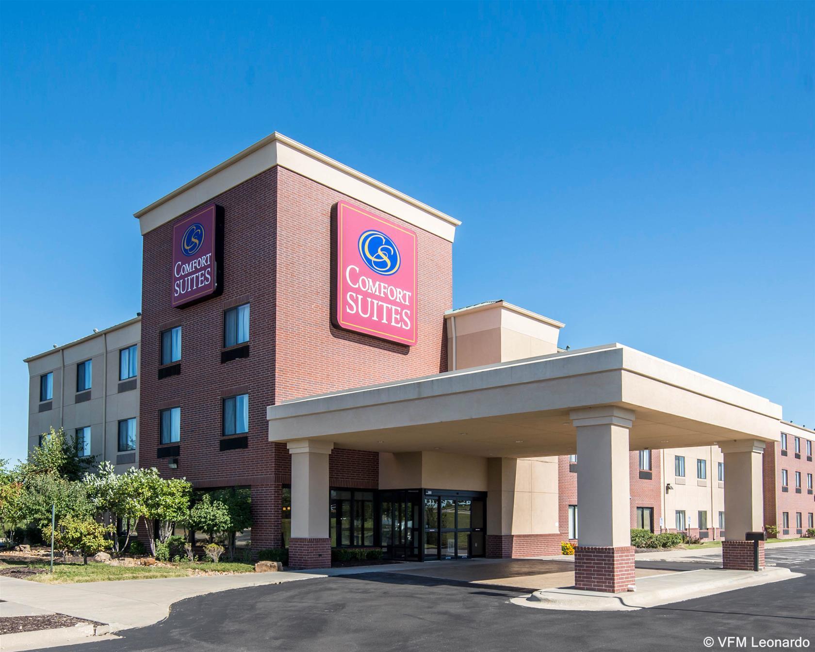 Comfort Suites Speedway - Kansas City Eksteriør billede