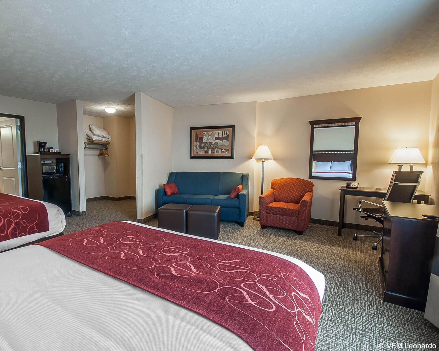 Comfort Suites Speedway - Kansas City Eksteriør billede